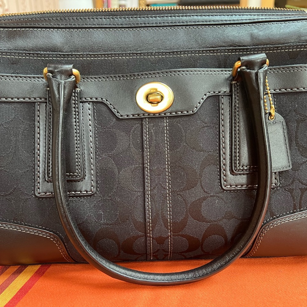 Coach satchel - Picture 12 of 16